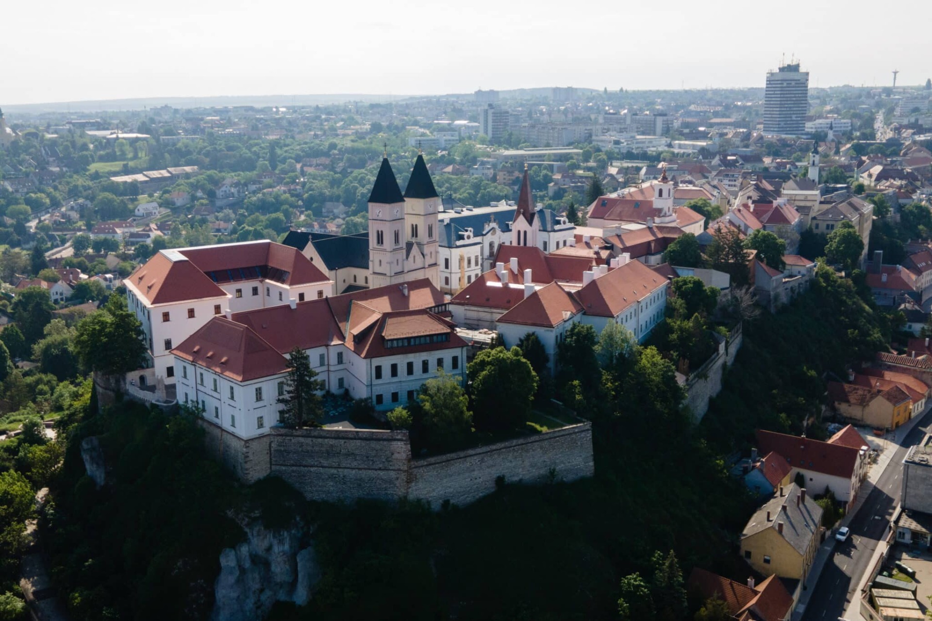 Veszprémi vár látképe – turisztikai célpont